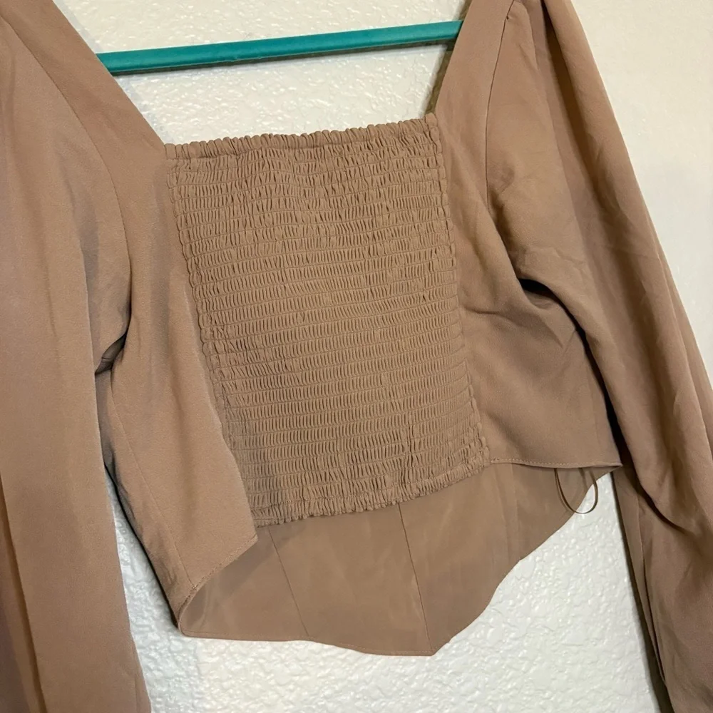 Abercrombie Long Sleeve Sweetheart Corset Top Puff Shoulder - Size M (BEIGE)